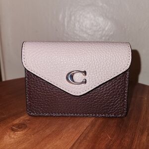 NWT Coach Tammie Leather Colorblock Wallet In Brown/Cream